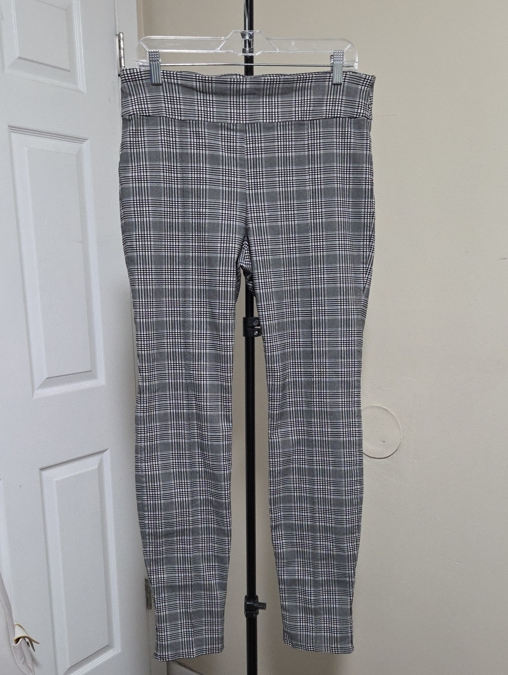 Lord & Taylor Black and White Plaid Slim Ankle Pants